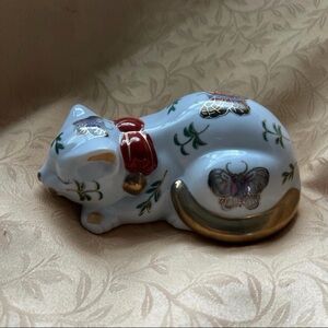 vintage ceramic sleeping cat figurine by Andrea by Sadek